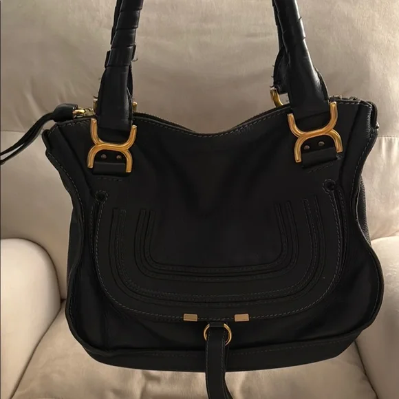 Chloe Black and Gold Shoulder Bag with Horseshoe Clasps - Picture 4 of 16
